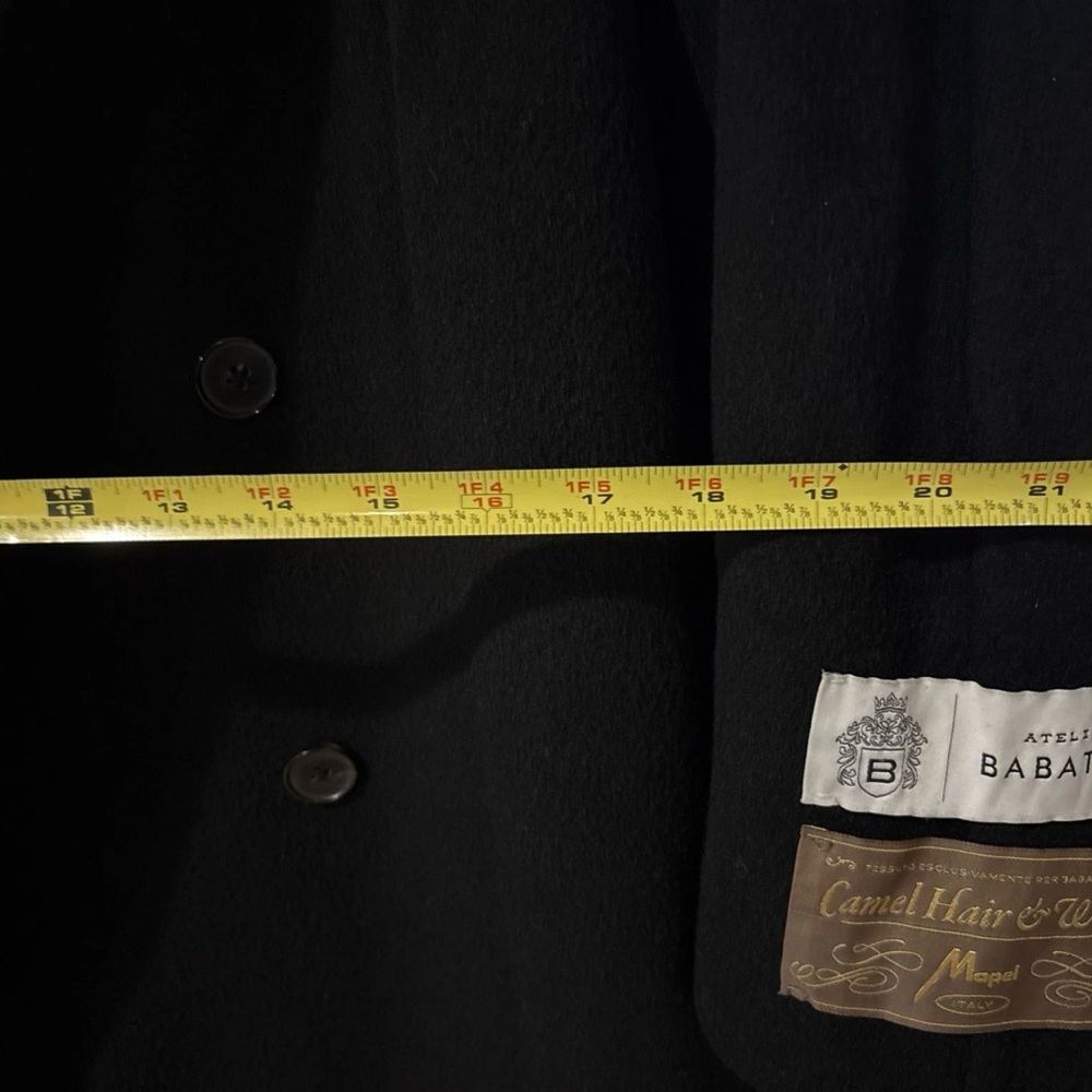 Aritzia Babaton Long Black Teddy Coat. Size: 3 - Picture 8 of 13